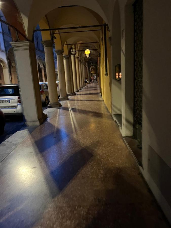 Moonlight Centro Bologna Hotel Buitenkant foto